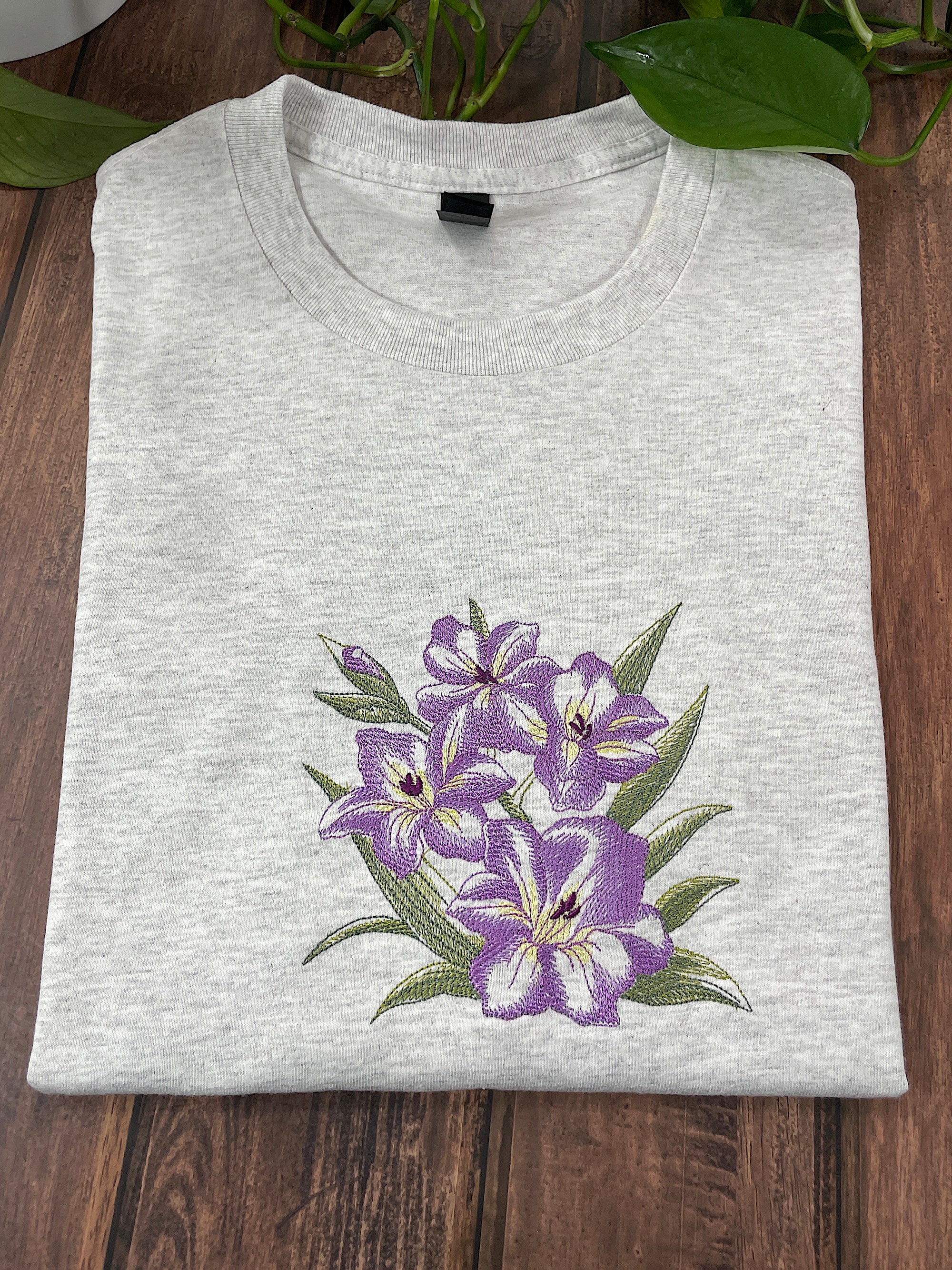 Gladiolus Flower T-shirt